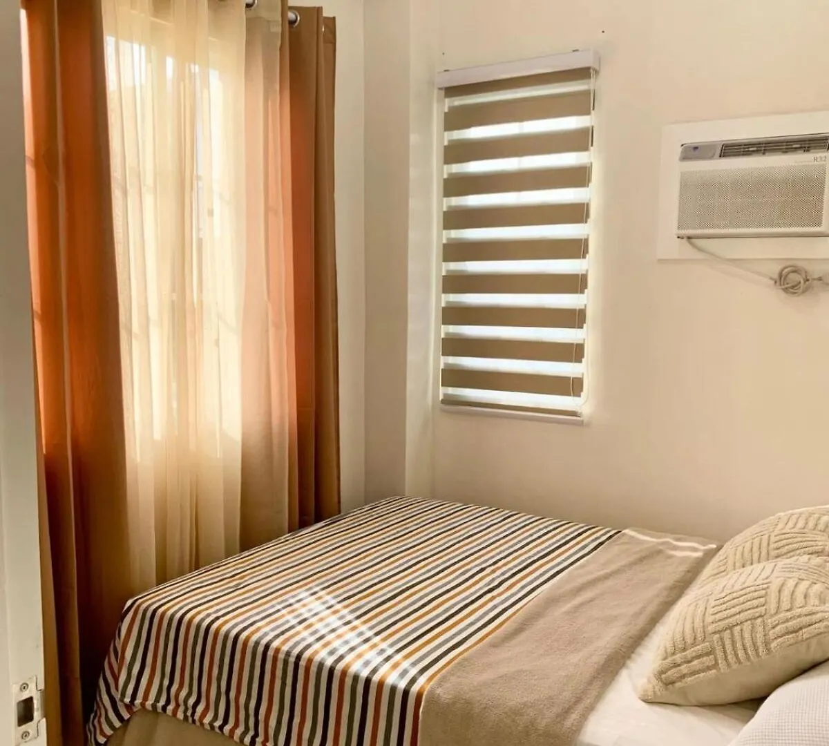 Aj&S Guest House Panglao Дао Дом отдыха